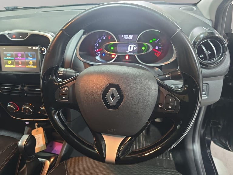 2016 Renault Clio 1.5 dCi Dynamique Nav Auto Euro 6 5dr HATCHBACK Diesel Automatic