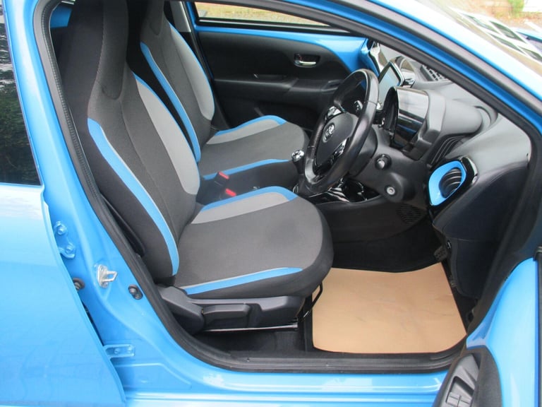 2016 Toyota AYGO 1.0 VVT-i x-cite Euro 6 5dr HATCHBACK Petrol Manual