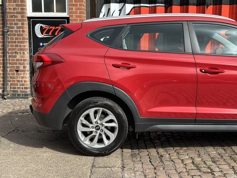 2018 Hyundai TUCSON 1.7 CRDi Blue Drive SE Nav SUV 5dr Diesel DCT Euro 6 (s/s) (141 ps) ESTATE Di...