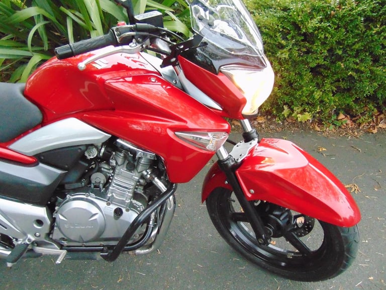 Suzuki GW250L3 Inazuma lightweight 250 naked beginner friendly learner commuter 