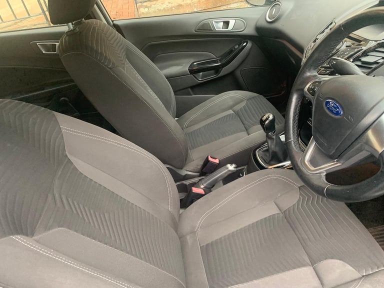 Ford, FIESTA, Hatchback, 2015, Manual, 998 (cc), 5 doors