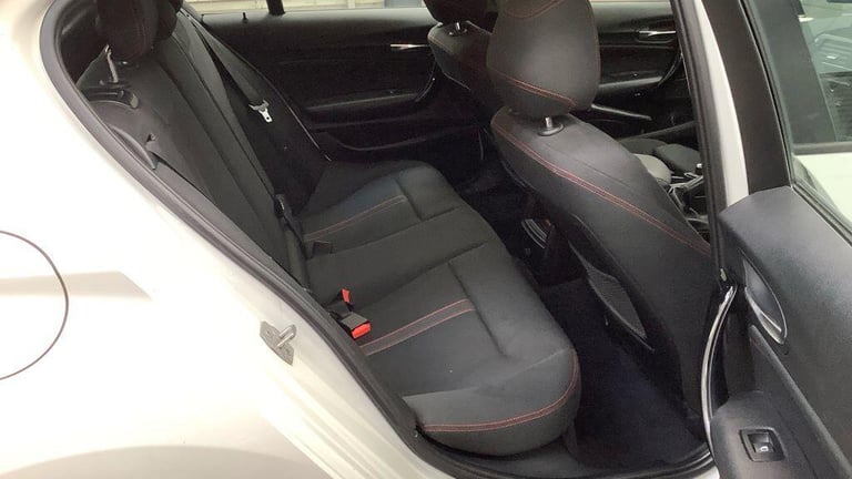2015 BMW 1 Series 118i Sport 5dr HATCHBACK PETROL Manual