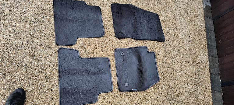 image for Ford Kuga winter rubber mats