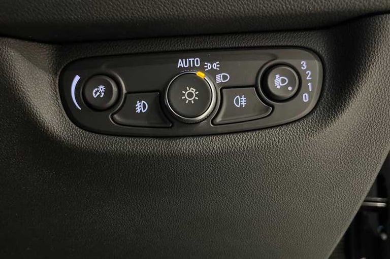 2019 Vauxhall Insignia 1.5i Turbo GPF SRi Nav Grand Sport 5dr Petrol Manual Euro 6 (s/s) (165 ps)...