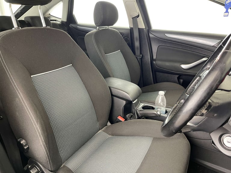 2012 Ford Mondeo 2.0 Mondeo Zetec TDCi 140 5dr Hatchback Diesel Manual
