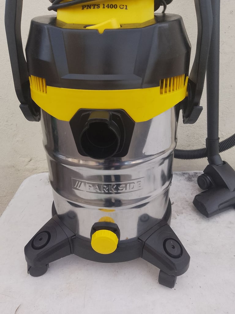 🛑 FREE DELIVERY 'STAINLESS STEEL'  WET&DRY CYLINDER VACUUM CLEANER 