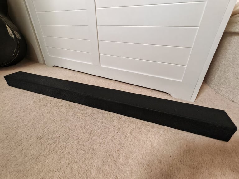 Samsung Soundbar and Subwoofer 2.1 Kit