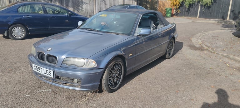 2001 BMW 3 Series 320 Ci 2dr Automatic project spares repair new battery ulez compliant  CONVERTI...