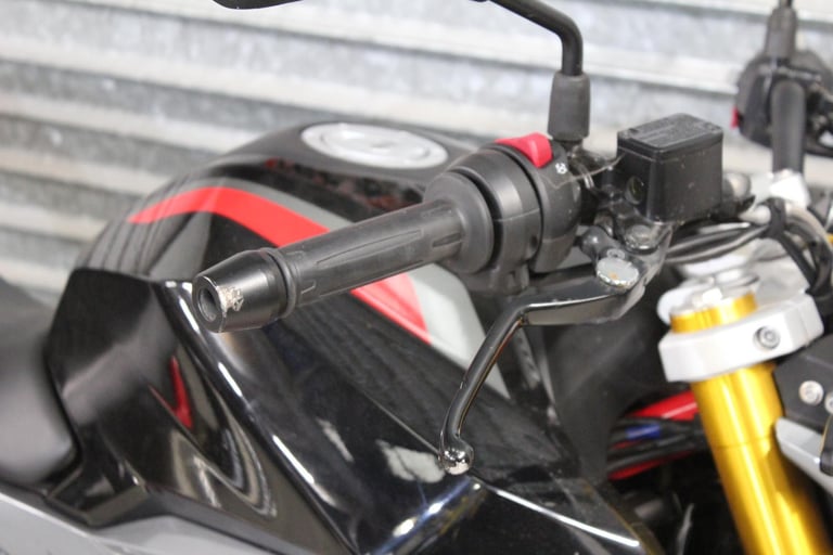 2024 74 BMW G 310 R ABS G310R TRADE SALE 5K NEWMOT ENDURO A2 COMPLIANT RED BLACK