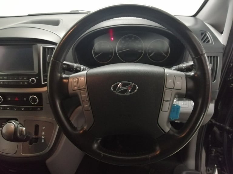 2019 69 HYUNDAI I800 2.5 CRDI SE NAV MPV 5DR DIESEL MANUAL EURO 6 (136 PS) 9 SEA