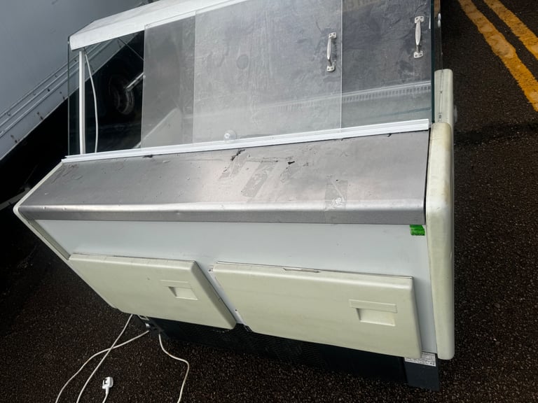 Commercial fridge 