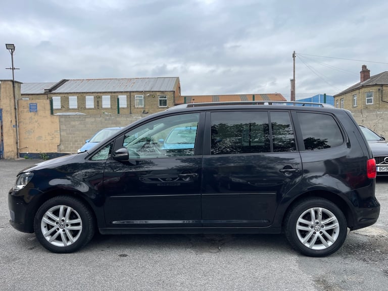2011 Volkswagen Touran 1.6 TDI 105 SE 5dr DSG MPV Diesel Automatic