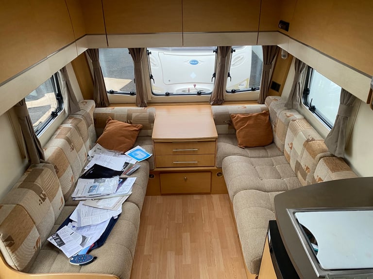 Baileys Pegasus 534 4 berth 2011 fixed bed end bathroom motor mover nice van 