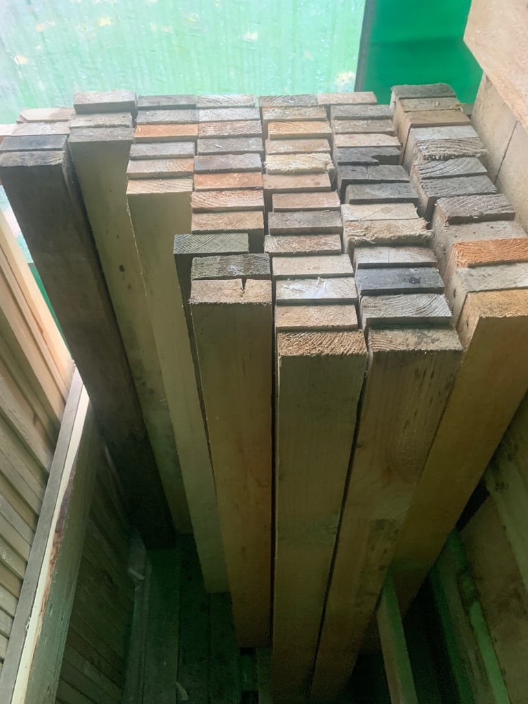 image for 1m lengths of Pallet Bearers all 50p each