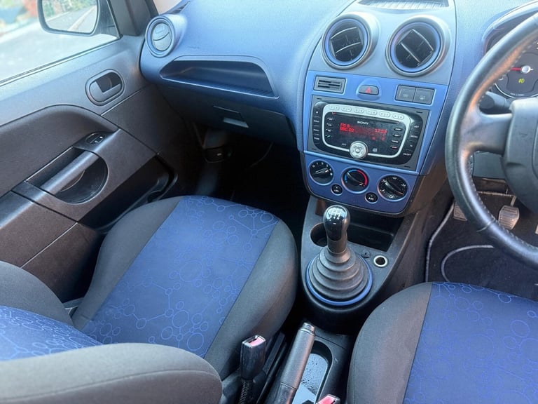 2008 Ford Fiesta 125 Zetec Blue 5dr HATCHBACK Petrol Manual - Image 14
