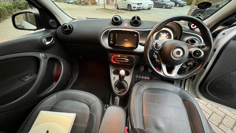 Smart, FORFOUR, Hatchback, 2017, Manual, 999 (cc), 5 doors