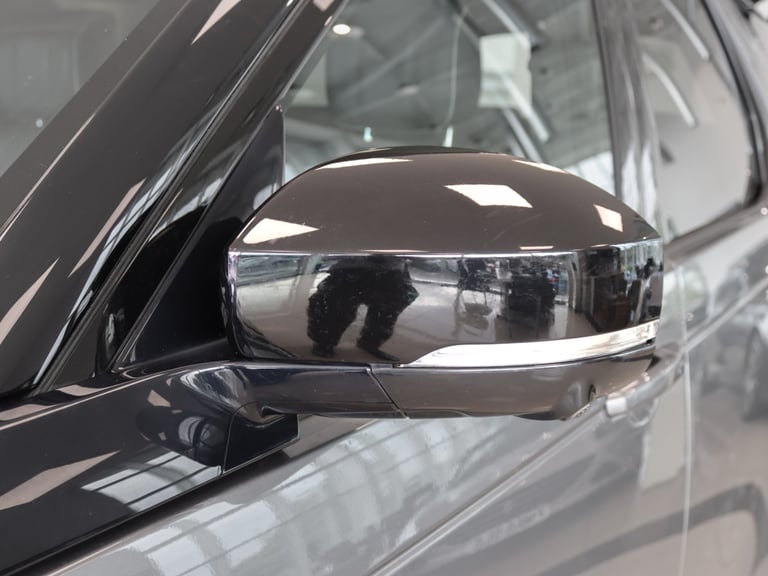 2021 Land Rover Discovery 3.0 D300 R-Dynamic HSE 5dr Auto Station Wagon Diesel Automatic