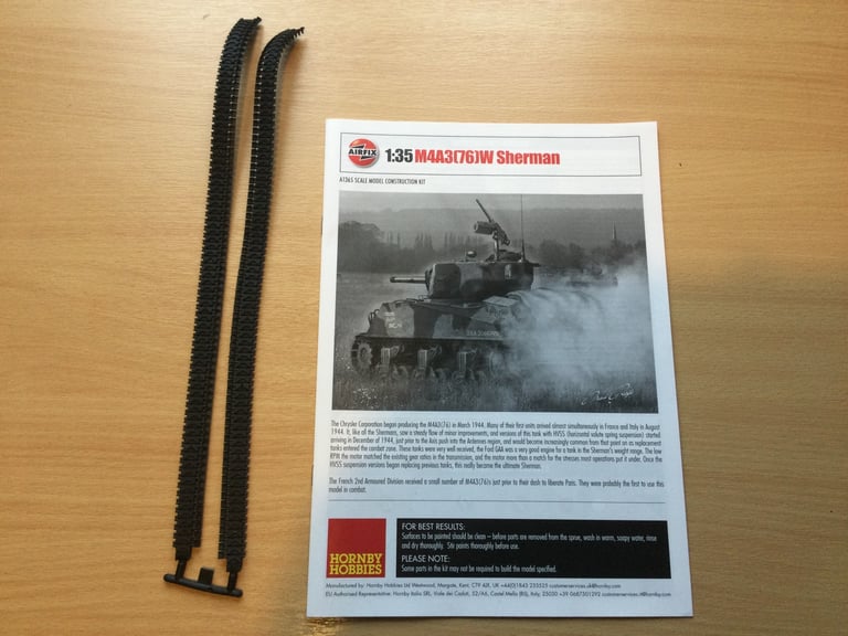 Airfix A1365 M4A3(76)W Sherman Scale 1/35 Model Kit