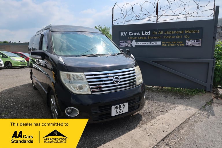 Nissan Elgrand 2.5 Auto Highway Star 4 Seater 4 Berth Pop Top Camper Cameprvan 
