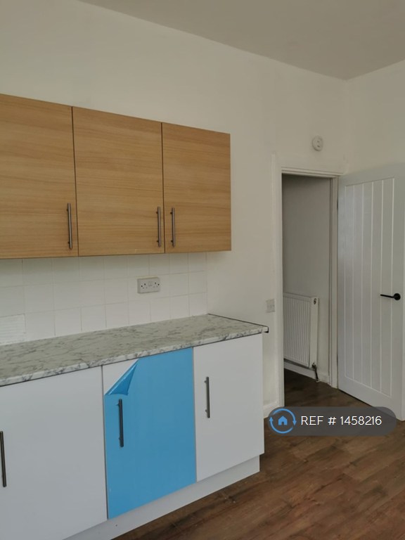 2 bedroom house in Robert Street, Blyth, NE24 (2 bed) (#1458216)