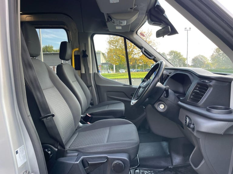 FORD TRANSIT 2.0 TDCI T460 TREND 17 SEAT MINIBUS EURO 6 AIR CON 2022