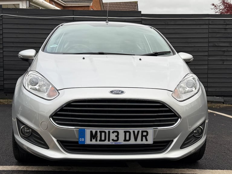 2013 Ford Fiesta 1.0T EcoBoost Zetec Euro 5 (s/s) 3dr HATCHBACK Petrol Manual