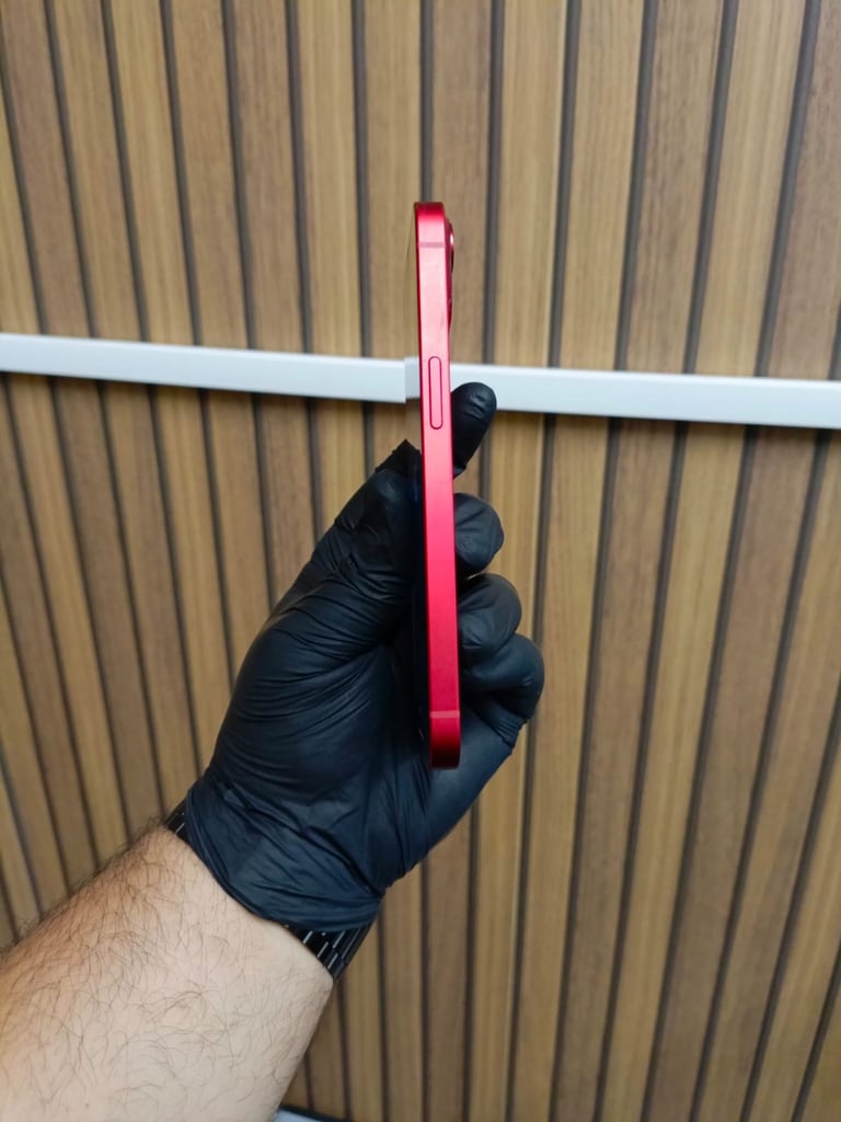 Apple iphone 13 - 128 GB PRODUCT RED ANY SIM 88%BH Immaculate Condition Old Trafford MCR M169NF