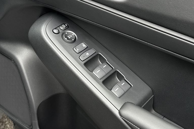 2025 Honda HR-V 1.5 h i-MMD e:HEV Advance CVT Euro 6 (s/s) 5dr SUV Automatic