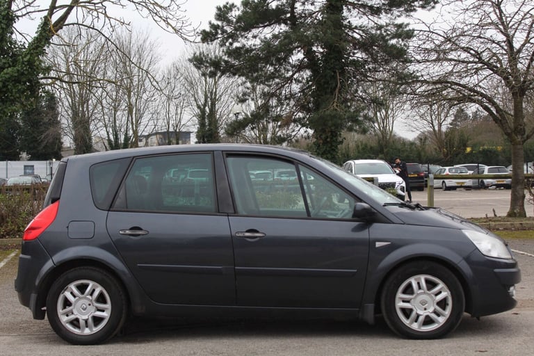 2007 Renault Scenic 2.0 VVT Dynamique S 5dr Auto MPV PETROL Automatic
