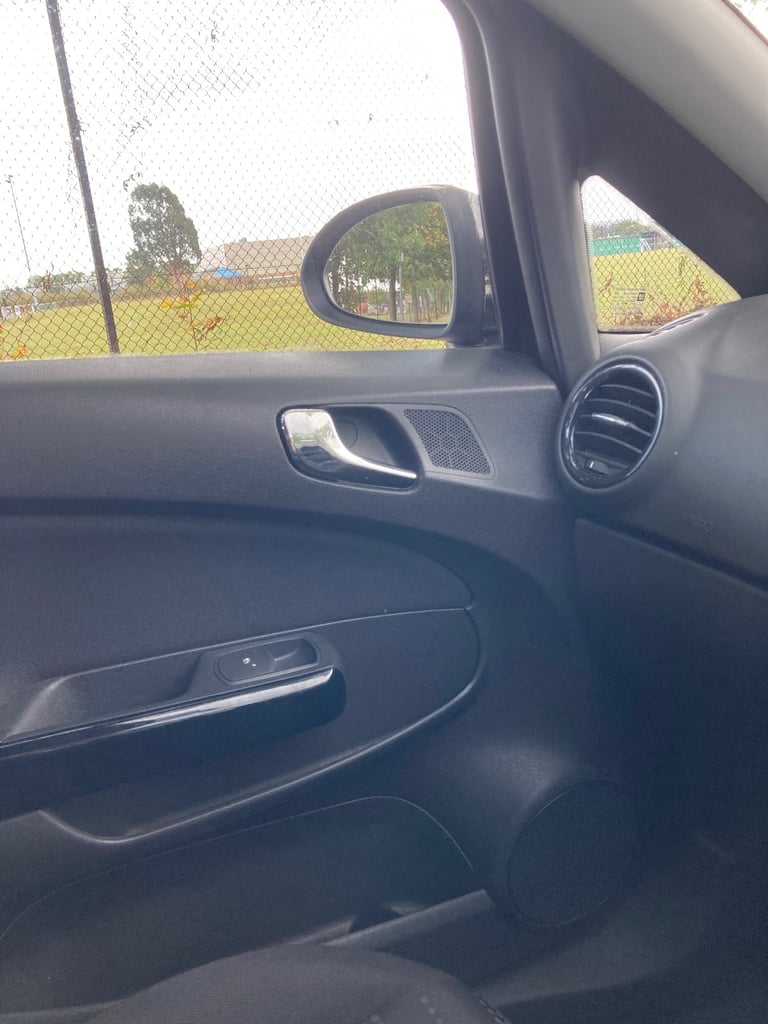 Vauxhall, CORSA, Hatchback, 2013, Semi-Auto, A/C, 1.2 petrol, 5 doors, ULEZ