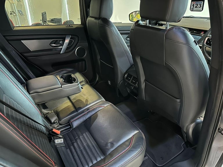 LAND ROVER DISCOVERY SPORT 2.0 D200 MHEV R-Dynamic S Plus 2021
