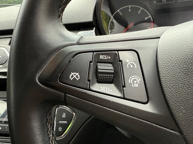 Vauxhall, CORSA, Hatchback, 2015, Manual, 1229 (cc), 3 doors