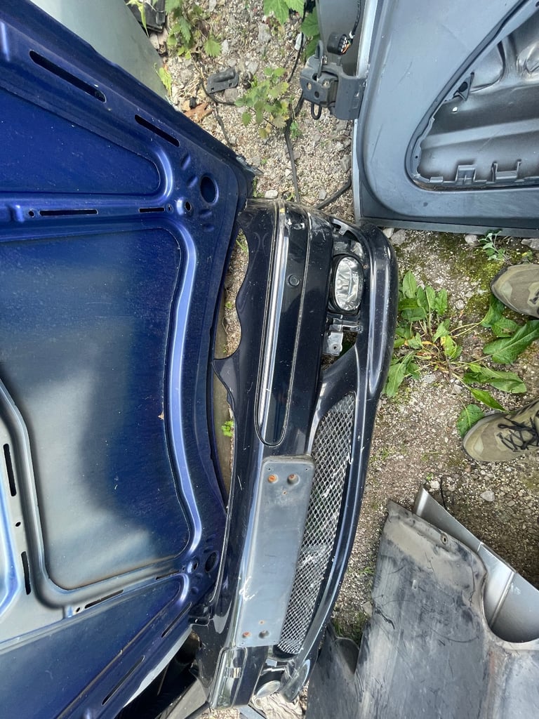 Mercedes w203 c class front sport bumper 2004-2007 saloon or estate breaking car