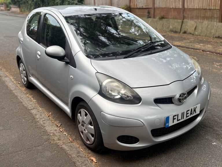 2011 Toyota AYGO 1.0 VVT-i Ice 5dr HATCHBACK Petrol Manual