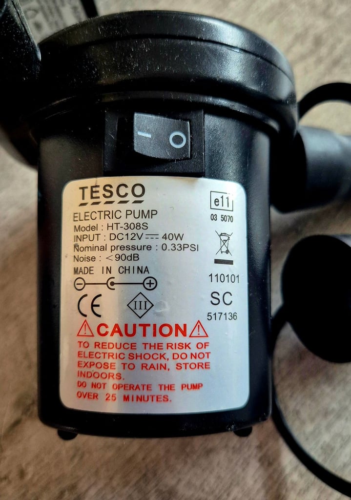 Tesco HT-380S Low Pressure Electric Air Compressor Pump with 3 Nozzles Black