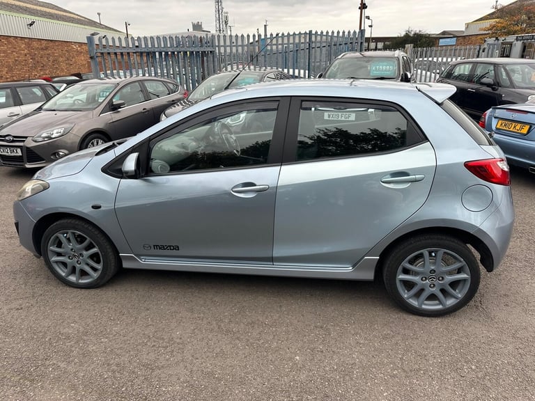 2012 Mazda Mazda2 1.3 Tamura Euro 5 5dr HATCHBACK Petrol Manual