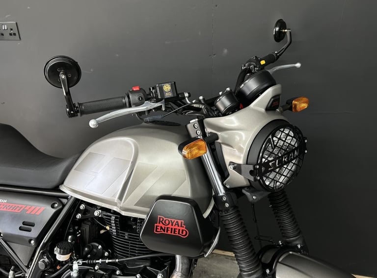 2023 23-PLATE ROYAL ENFIELD SCRAM 411 ** JUST 351 MILES FROM NEW **
