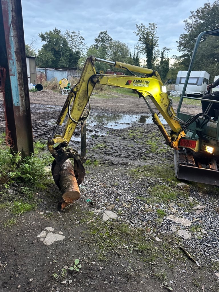 YANMAR B15 