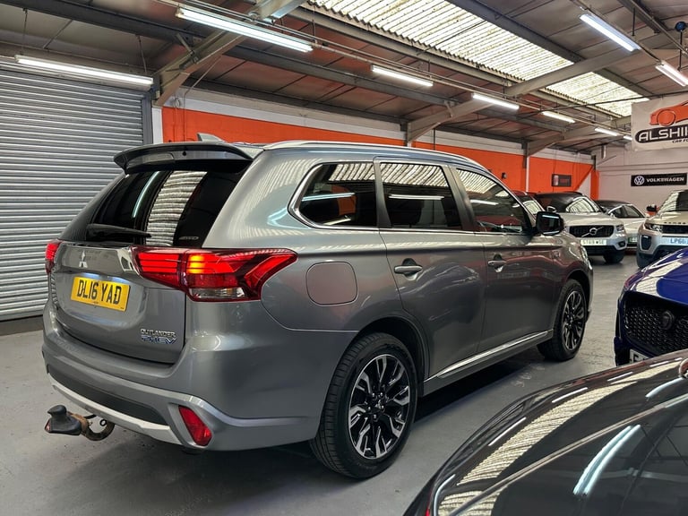  Mitsubishi Outlander 2.0h 12kWh GX5h CVT 4WD Euro 6 (s/s) 5dr Petrol/Electric Hybrid Automatic