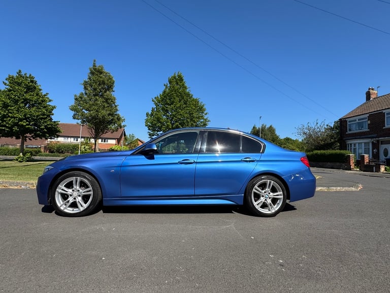 BMW, 3 SERIES, Saloon, 2013, Manual, 1995 (cc), 4 doors