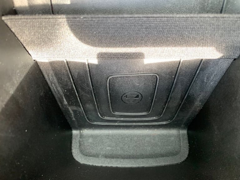 2019 19 VAUXHALL GRANDLAND X 1.5 TURBO D BLUEINJECTION ELITE NAV SUV 5DR DIESEL 