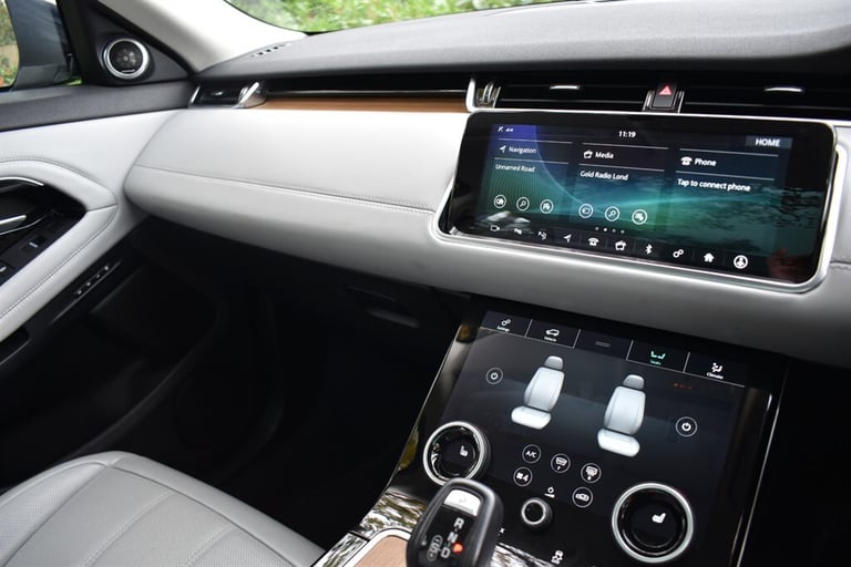 2020 Land Rover Range Rover Evoque HSE+Panoramic Roof Plus Much More!!! Estate Petrol Automatic