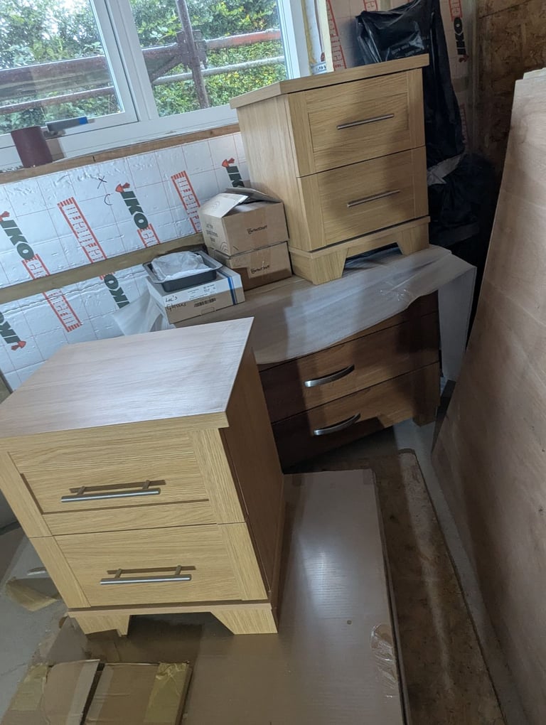 2 Drawer Bedside cabinet
