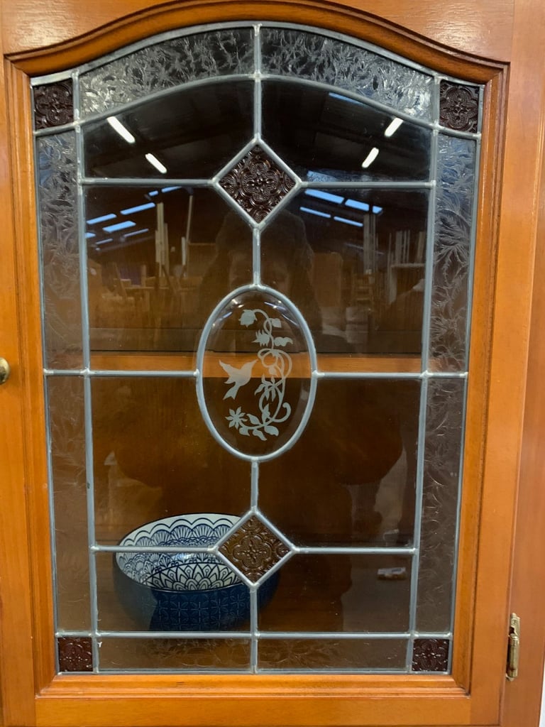 Kitchen Dresser With 2 Doors with Stained Glass Window and 3 Drawers. 
