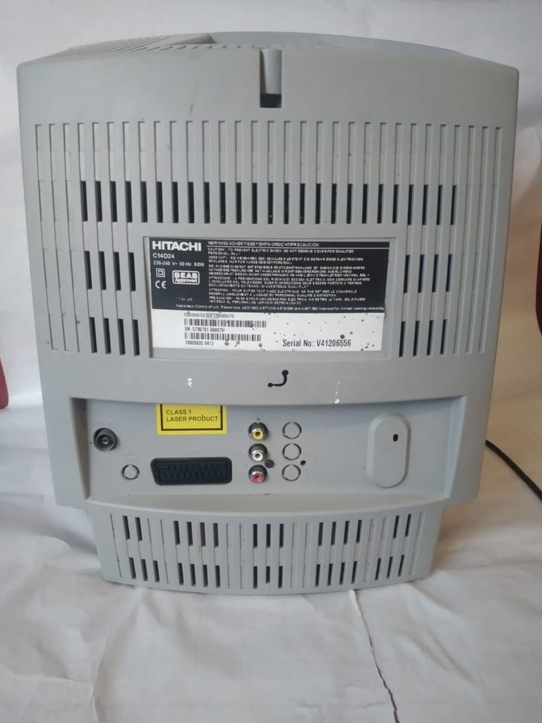 FAULTY Hitachi CRT TV C14D24 for SPARES/REPAIR