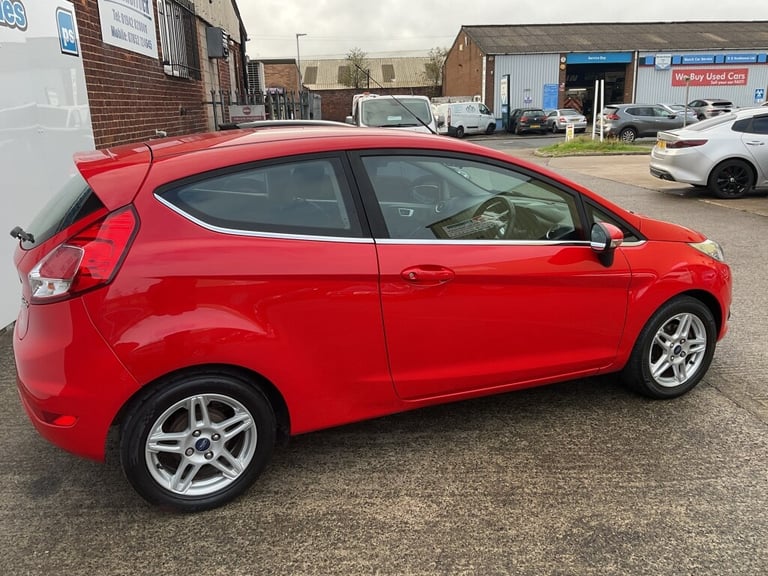 2014 Ford Fiesta 1.2 ZETEC 3DR Manual Hatchback Petrol Manual