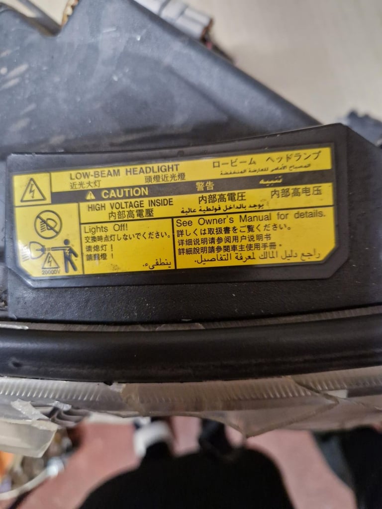 headlight for toyota estima for parts