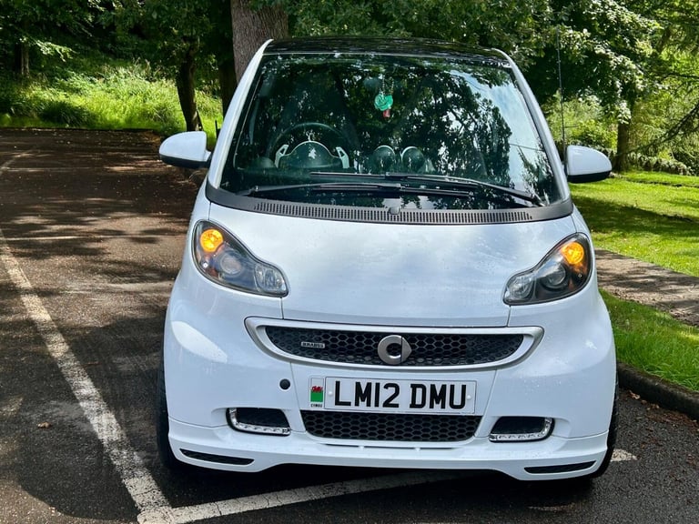 SMART FORTWO 1.0*BRABUS Xclusive*Glassroof-BT-HPIclear-PAS**Rare PocketRocket**