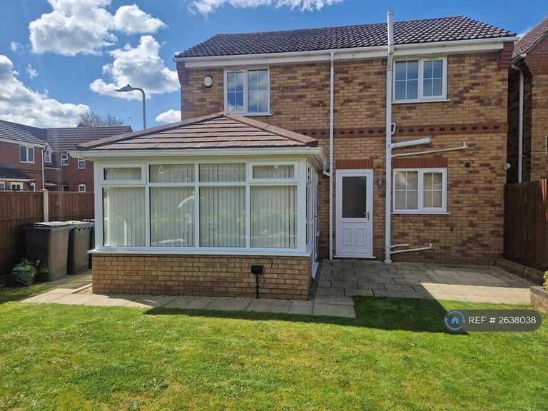 3 bedroom house in Cavalry Court, Lincoln, LN4 (3 bed) (#2638038)