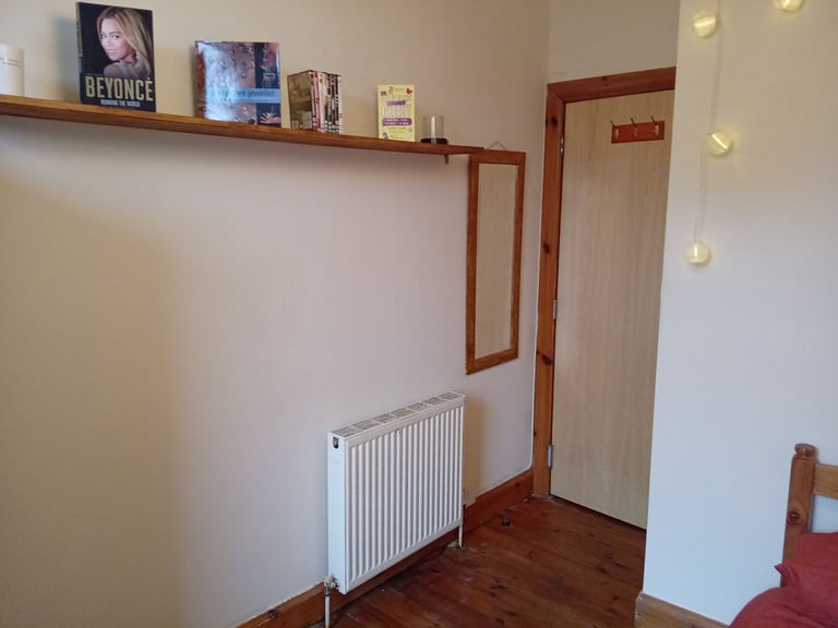 ONE BEDROOM WEST END GLASGOW PARTICK FURNISHED FLAT  £1035 pcm